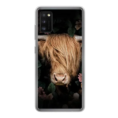 Produktbild von MuchoWow® Handyhülle Schutzhülle Hülle für Samsung Galaxy A41 Schottischer Highlander - Kuh - Blätter Silikon Softcase Handy Hülle - Mobiltelefon