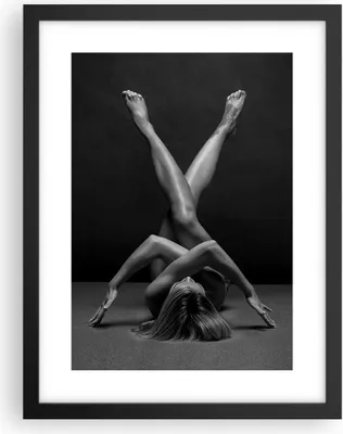 Produktbild von Gerahmtes Poster - Schwarzer Rahmen - Frau Gymnastik Yoga - 30x40 cm - Wand Bild - Wanddeko - Wandbilder - Kunstposter - Wandposter - Bilderrahmen - Bilder - Kunstdruck - P2BPA30x40-4957