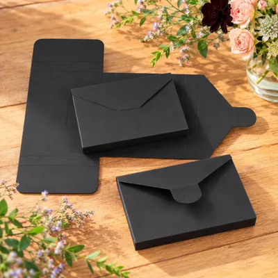 Image de Boîte pliante "Mailer C6", 16,2 x 11,4 x 2,0 cm, noir, carton recyclé - pack de 10