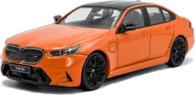 Obrázek produktu pro Solido Model auta v měřítku 1:43 BMW G90 M5 Sedan Fire orange III 2024 S4317552 S4317552