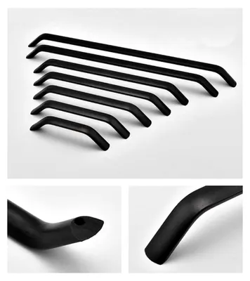Produktbild von 2 Stück Möbelgriffe Schwarz für Küchenschränke aus Aluminiumlegierung (Lochabstand 320 mm)