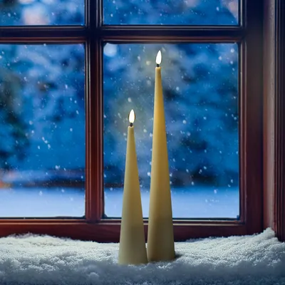 Produktbild von LED Kegelkerze - Kunststoff - realistische 3D Flamme - H: 25cm - Timer - für Außen - creme