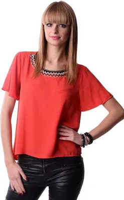 Produktbild von Damen Shirt Perlen am Ausschnitt; Rot/M/L 38/40