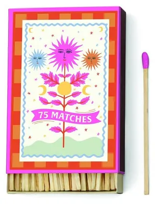 Produktbild von Paddywax ADOPO "Sun" in leuchtendem Pink – 75 Streichhölzer (9,6 cm)