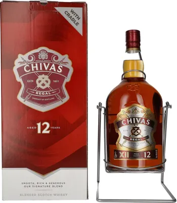 Image de Chivas Regal 12 Years Old Blended Scotch Whisky 40% Vol. 4,5l en boîte cadeau im Schwenkständer avec Bec verseur
