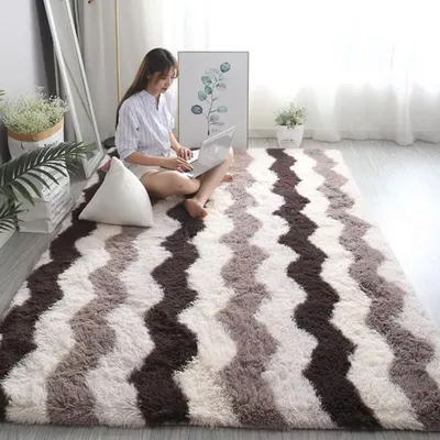 Produktbild von Teppich – Flauschig und fleckenresistent – Grau, 160x200 cm