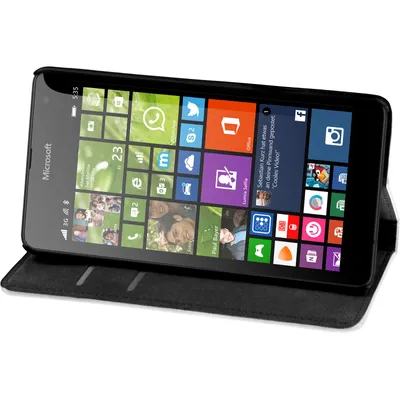 Produktbild von PhoneNatic Kunst-Lederhülle kompatibel mit Microsoft Lumia 535 - Book-Case weiß + 2 Schutzfolien
