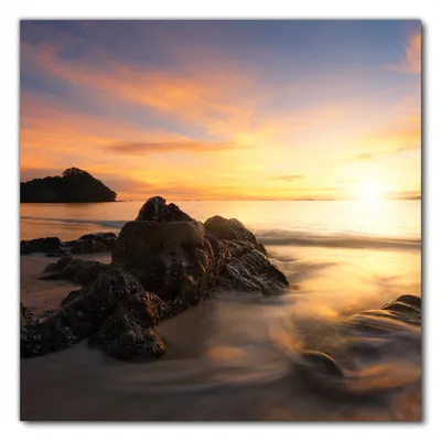 Produktbild von Wallario selbstklebende Möbelfolie/ Tischdecke für Innen und Außen, Größe: 50 x 50 cm - Sonne über dem Meer mit Felsenlandschaft