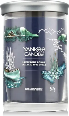 Productafbeelding van Yankee Candle Signature Lakefront Lodge, tumblerkaars, 567g, cilinder vorm, blauw, 100 uur brandduur, 1 stuk
