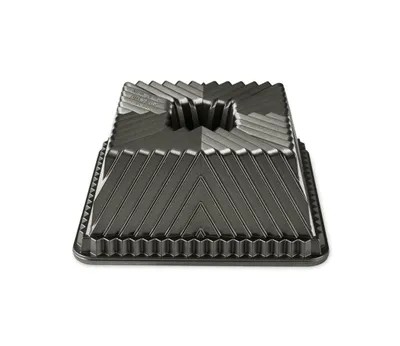 Produktbild von Nordic Ware Backform Bundt Squared Pan 22 x 22 cm / 2.4 Liter