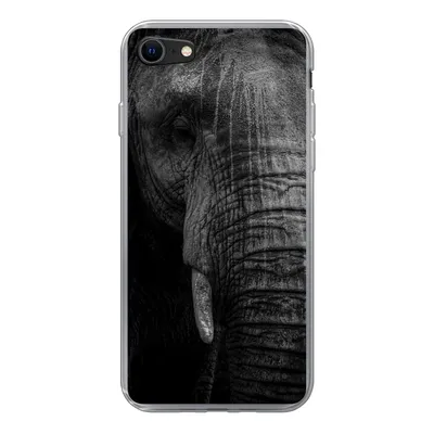 Produktbild von MuchoWow® Handyhülle Schutzhülle Hülle für iPhone 8 Elefant - Tier - Porträt Silikon Softcase Handy Hülle - Schutzhaube
