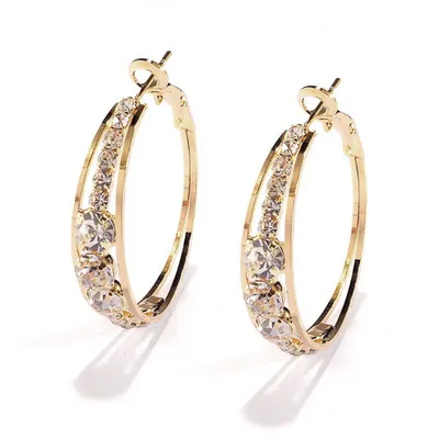Produktbild von Stilvolle Creolen für Damen goldfarben, funkelnder Ohrschmuck, Creolen für besondere Anlässe & Alltag, Ohrringe für Frauen, J034