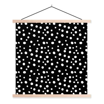 Produktbild von MuchoWow® Textilposter Polka dots - Design - Schwarz - Weiß 120x120 cm mit holzfarbenen Rahmen - Textil-Poster