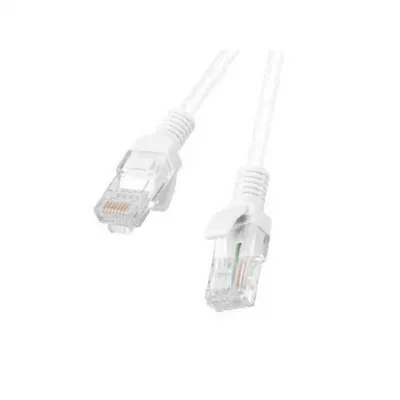 Produktbild von UTP starres Netzwerkkabel der Kategorie 5e Lanberg PCU5-10CC-0300-W 3 m Weiß