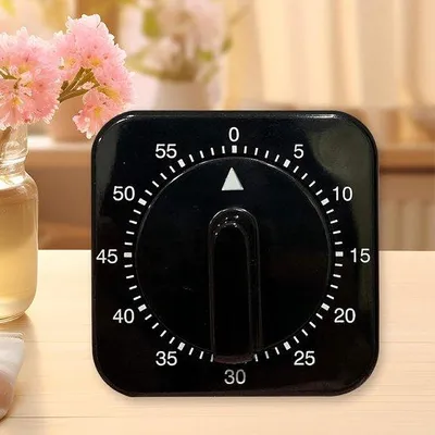 Image de Minuteur mécanique carré avec une durée de fonctionnement de 60 minutes et une alarme sonore, idéal pour la maison, le bureau, la cuisine et la salle de classe – couleur noire