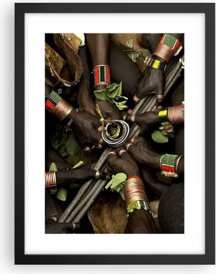 Produktbild von Gerahmtes Poster - Schwarzer Rahmen - Äthiopien Ritual Stamm - 30x40 cm - Wand Bild - Wanddeko - Wandbilder - Kunstposter - Wandposter - Bilderrahmen - Bilder - Kunstdruck - Wandbild - P2BPA30x40-4146