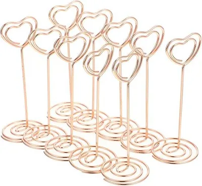 Produktbild von Kartenhalter - herzförmiger Kartenhalter für Visitenkarten, Fotos und Tischnummern - dekorativer Design - roségold - 4,5 x 4,5 x 8,5 cm - Metall für Hochzeit und Party