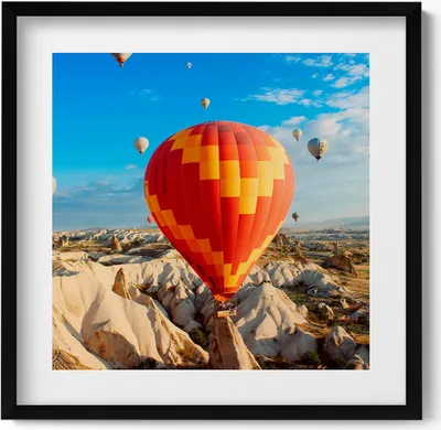 Produktbild von Fliegende Ballons– Wandbild mit Rahmen – Gerahmtes Bild  – Wanddekoration – 50x50 cm –  Schwarz Rahmen