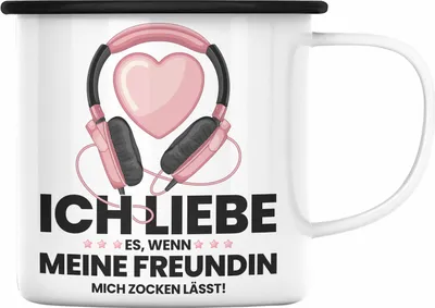 Produktbild von Trendation - Gamer Geschenk Freundin Gamer Zocken Zocker Headset Grafik Emaille Tasse Geschenkidee Emaille Tassen Lustig Gaming (Schwarz)