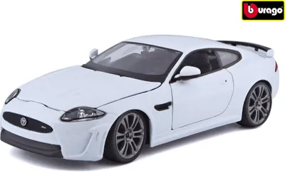 Produktbild von Bburago Plus Jaguar XKR-S 1:24 weiß