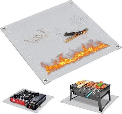 Productafbeelding van Hittebestendige grillmat - 47 cm x 47 cm, waterdicht, geschikt voor barbecues en vuurplaatsen