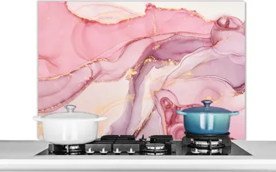 Produktbild von KitchenYeah®  Spritzschutz Küche - Küchenrückwand - Wandschutz für Herd und Spüle - Gold - Marmor - Rosa 100x65 - Alu-Dibond (Alternative zum Spritzschutz aus Glas) - Hitzebeständig - Herdspritzschutz