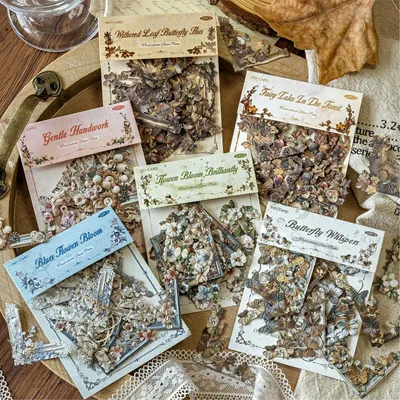 Obrázek produktu pro Sada samolepek do scrapbooku, 120 kusů, s vintage motivy květin a motýlů, vhodná pro bullet journaling