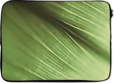 Produktbild von MuchoWow® Laptop Hülle 14 ZollMakroaufnahme eines grünen botanischen Blattes Laptoptasche - Laptoptasche - Stoßsicher - Schutzhaube
