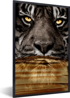 Produktbild von MuchoWow® MuchoWow® Gerahmtes Poster Tiger - Porträt - Gold 40x60 cm - Poster mit zchwarzem Bilderrahmen - Papierdruck - Wandbilder