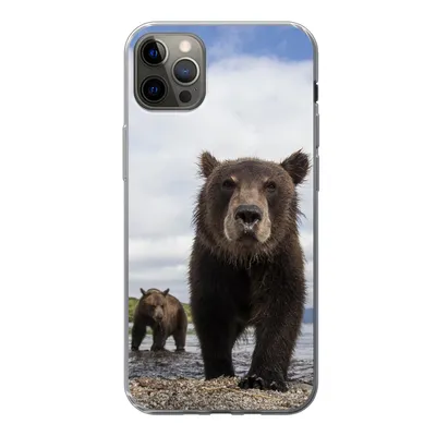 Produktbild von MuchoWow® Handyhülle Schutzhülle Hülle für iPhone 13 Pro Max Bär - Küste - Wasser Silikon Softcase Handy Hülle - Mobiltelefon