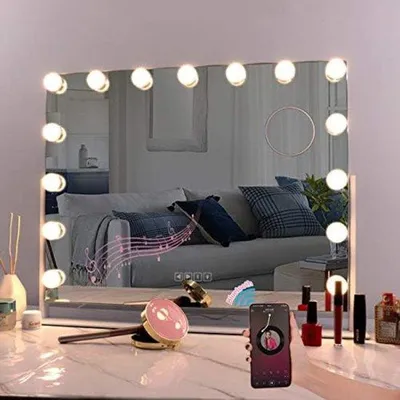 Immagine prodotto di Toeletta con specchio e lampade