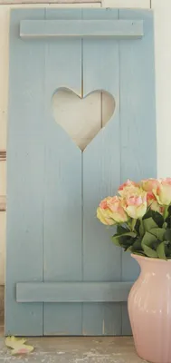 Produktbild von Landhaus Fensterladen Taubenblau mit Herz,Shabby antique chic Handgefertigt