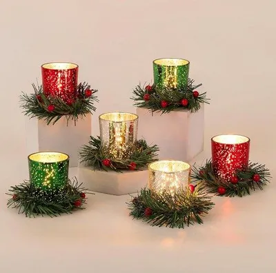 Produktbild von 6er Set Weihnachtsdekoration Glas-Kerzen Silber Grün Rot mit Mini-Weihnachtskranz