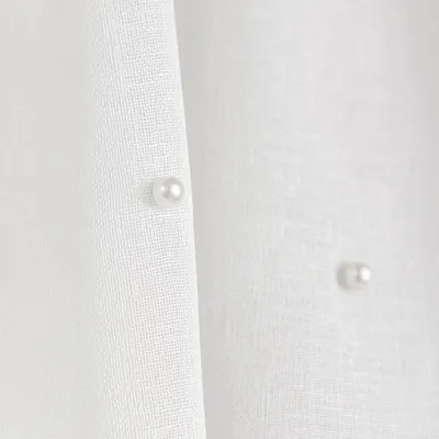 Zdjęcie produktu dla Zasłona HOMLA B2 ESSENTIALS MILAN, biała, z perełkami i tasiemką, 140 x 250 cm