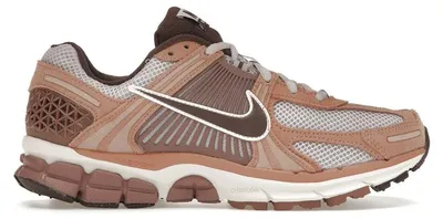 Image de Nike Zoom Vomero 5 "Dusted Clay", marron, taille : 46