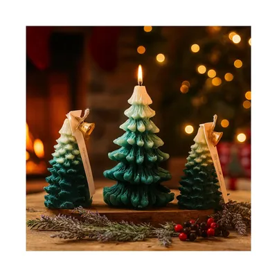 Produktbild von Weihnachtskerzen Set 3er – Sojawachs Kerzen - Wacholder & Lavendel - Grün