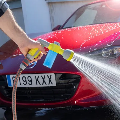 Obrázok produktu pre vysokotlaková vodná pištoľ 8 v 1 s nádržou Dariegger InnovaGoods