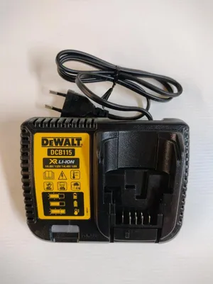 Produktbild von DeWALT DCB115-QW, Ladegerät, DeWalt, Schwarz, Gelb, Lithium-Ion (Li-Ion), 4 A, 5 Ah