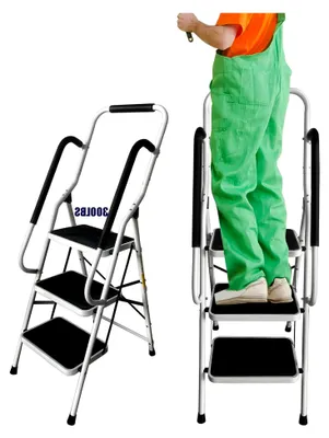 Produktbild von 3-stufige Leiter, klappbare Trittleiter mit Haltegriff, Leiter mit rutschfesten Stufen, platzsparend, bis 150 kg belastbar für Malerarbeiten und Reinigung