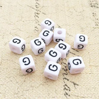 Produktbild von Buchstaben Perlen, 30 Stück, 6x6 mm, weiß mit schwarz, eckig, Buchstabe G