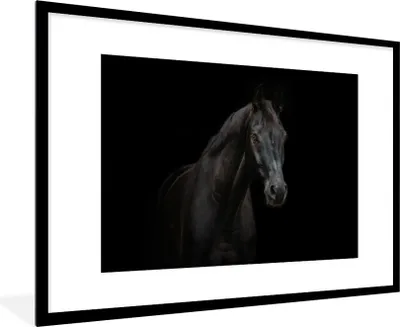 Produktbild von MuchoWow® Gerahmtes Poster Pferd - Nutztier - Schwarz 90x60 cm - Poster mit Schwarzem Bilderrahmen Wandposter Rahmen Foto Bilder - Wanddekoration - Fotos
