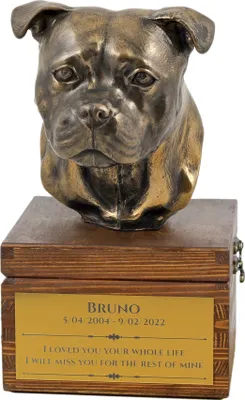 Obrázek produktu pro Stafordšírský bulteriér I - Urna na popel psa s soškou, malá urna pro psa, personalizovaná urna s bustou psa od značky Art-Dog.