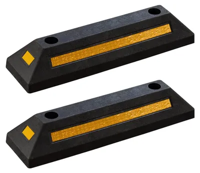 Produktbild von Wiltec Radstopper 56 x 15 x 10 cm, 2x Einparkhilfe aus Gummi, Parkplatzbegrenzung mit gelben Reflexionsstreifen & Schraubrillen, Parkplatzsperre für Garage