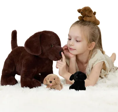 Obrázok produktu pre Plyšový labrador 40 cm, s 3 šteniatkami, plyšová hračka