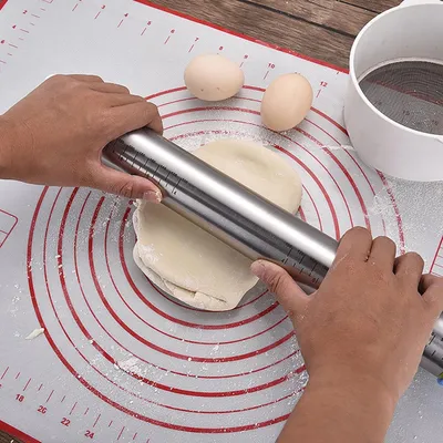 Image de Grand rouleau à pâte réglable en acier inoxydable 43 cm - Ajustements de l'épaisseur - pour la cuisson de la pâte, des pizzas, des tartes, des pâtisseries et des biscuits