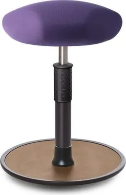 Produktbild von Sitz- Stehhocker Free Regular Triangel Gestrick Lila schwarz /Natur.