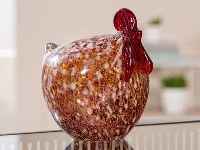 Produktbild von Gilde Glass Art, Figur, Henne, Hedwig, gesprenkelt, Glas, mehrfarbig, VE 2 Höhe: 14.00 cm Breite: 16.00 cm Tiefe: 12.00cm 59218