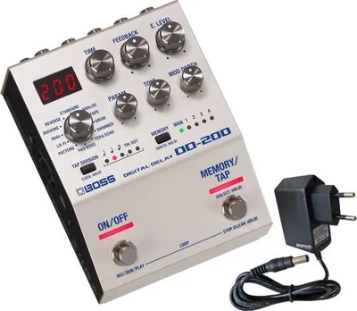 Image de Boss DD-200 Périphérique d'effet delay numérique avec adaptateur secteur