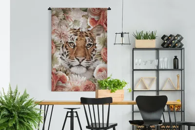 Produktbild von MuchoWow® Wandteppich Wandbehang Tiger - Blumen - Porträt 120x180 cm Tapisserie Dekoration Wandtuch - Schlafzimmer - Dekorationen für das Haus