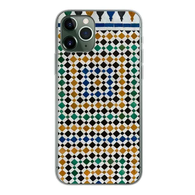 Produktbild von MuchoWow® Handyhülle Schutzhülle Hülle für iPhone 11 Pro Ein marokkanisches Mosaik, das wie eine Art Labyrinth aussieht Silikon Softcase Handy Hülle - Handy